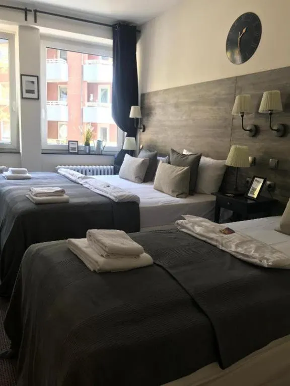 Triple Room with Shared Bathroom